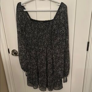 Dynamite Black and White Bishop Sleeve Dress, size S